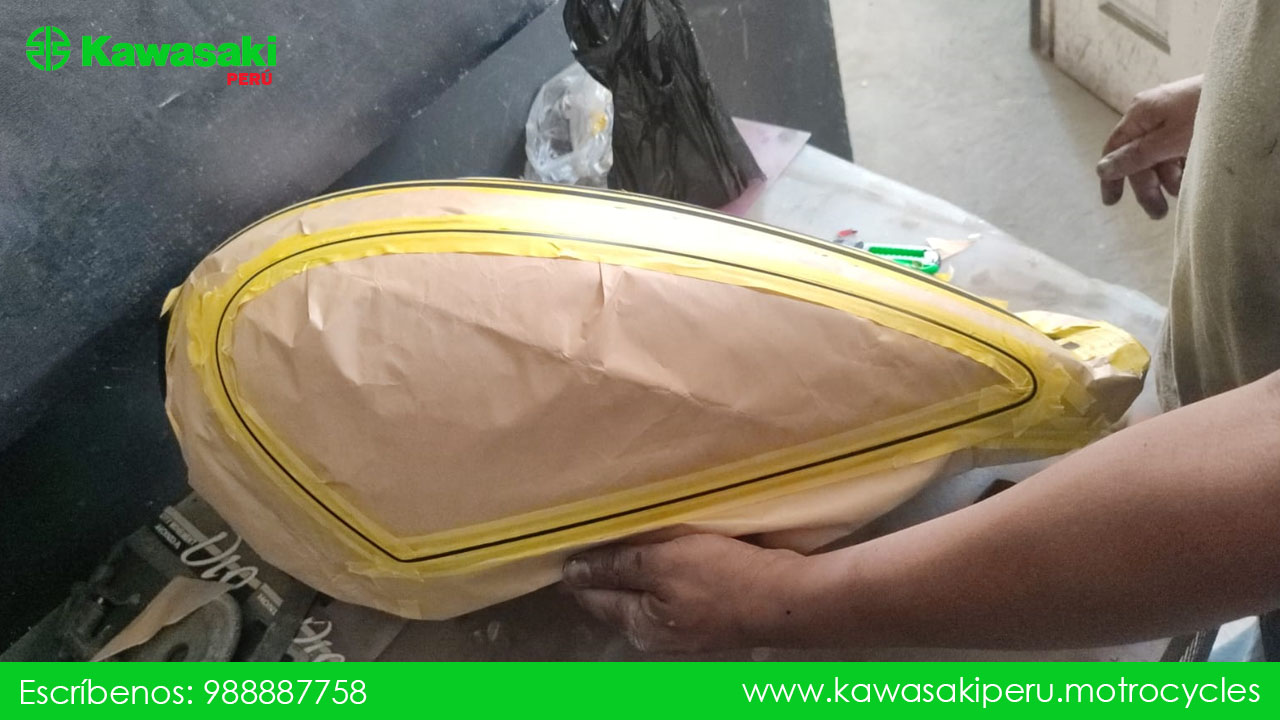 Kawasaki Peru Aramot SAC Restauracion Tanque Gasolina Yamaha 3